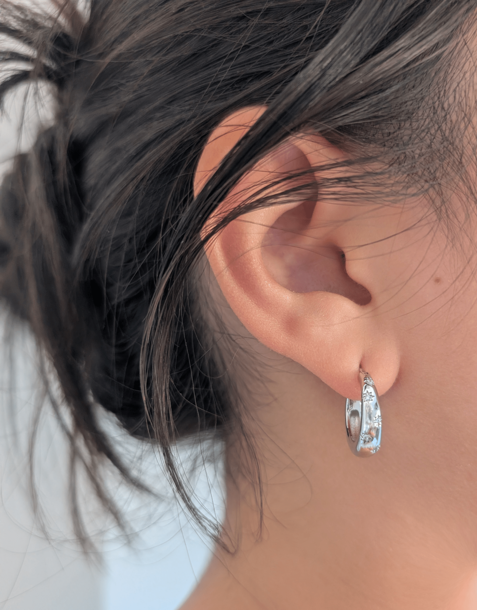 Lune Bloom Mini Stars Hoop Earrings 18k Gold Vermeil - LeAurelienne