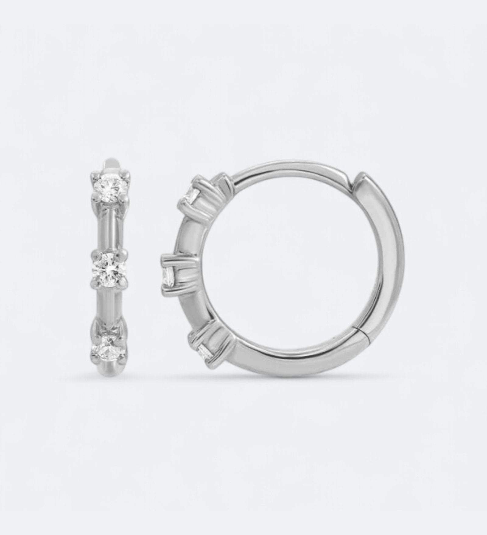 Radiant Tri - Glow Huggies Earrings 18k Gold Vermeil - LeAurelienne