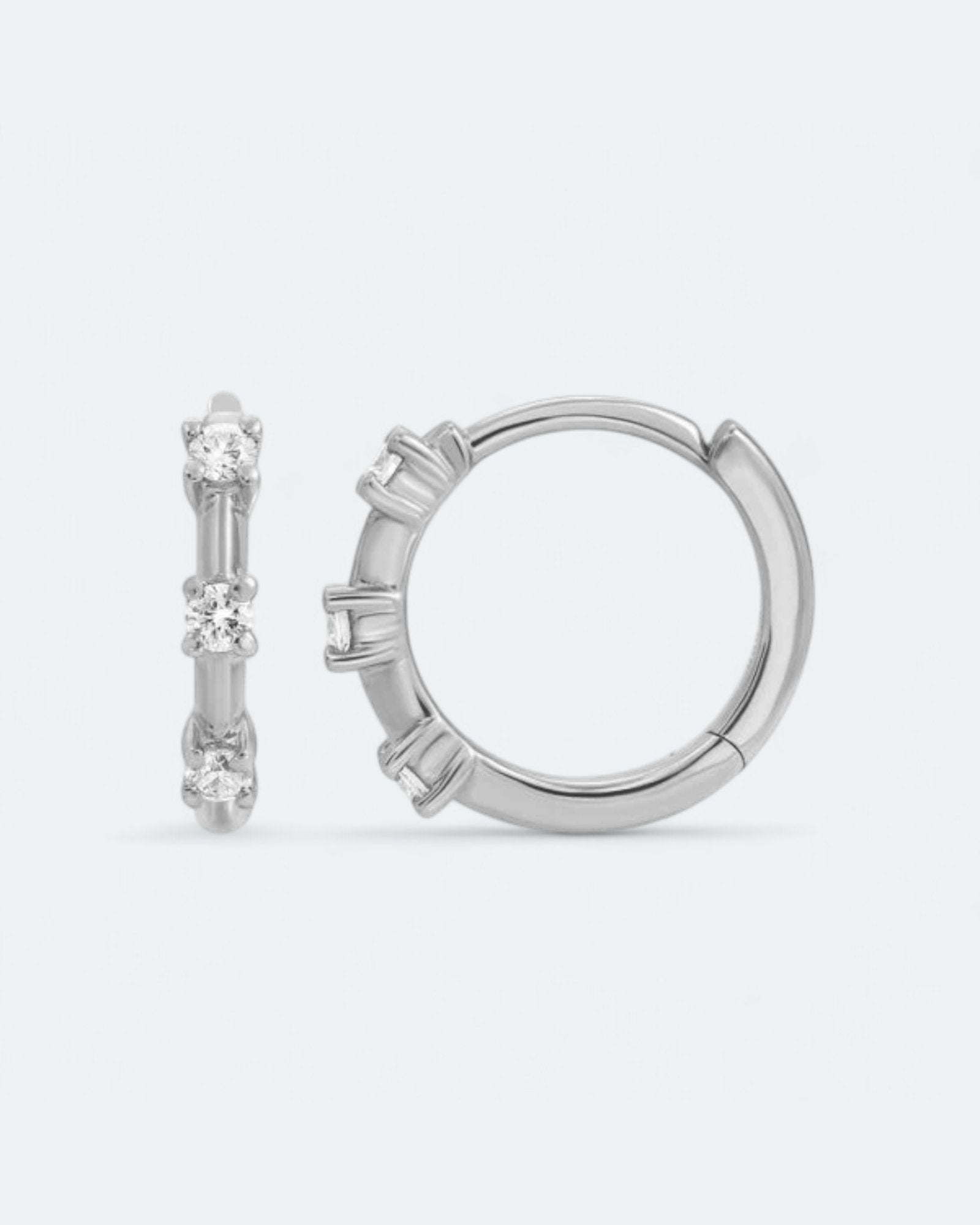 Radiant Tri - Glow Huggies Earrings 18k Gold Vermeil - LeAurelienne